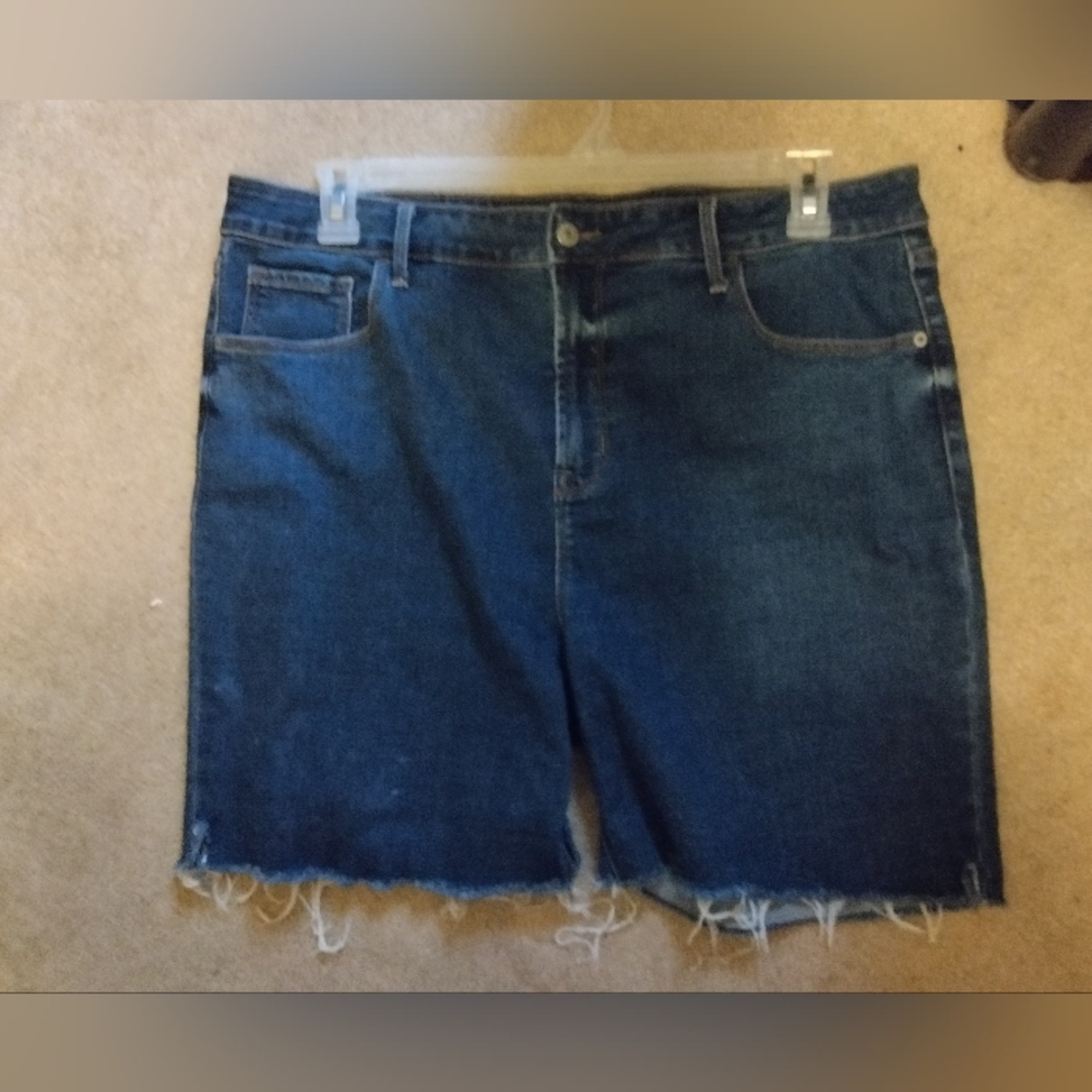 Women's Old Navy Bermuda Shorts